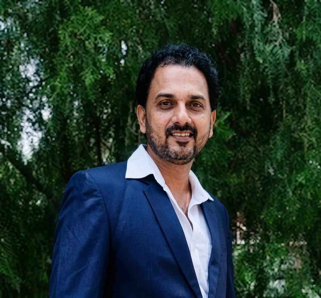 Rakesh Sathiya – Managing Director